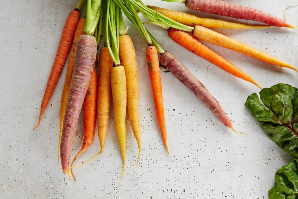 carrots with tops 