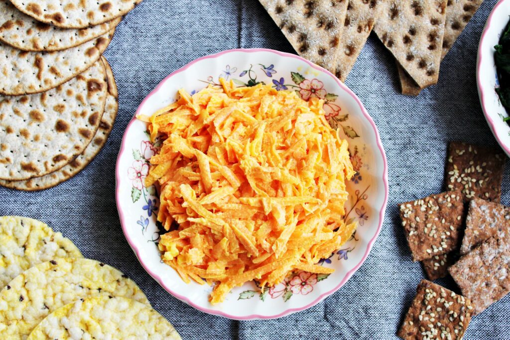 carrot salad with garlic and vegan mayo, and some crackers