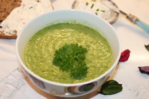 broccoli and green peas soup