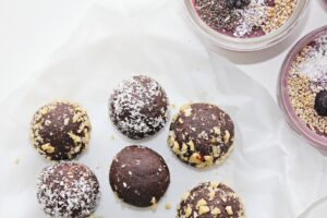 energy balls: almond flour, dates, cocoa, nut butter, walnuts