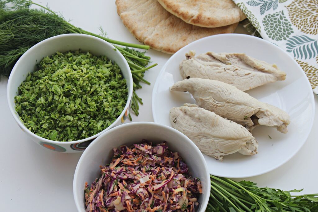 pitta bread with chicken and coleslaw