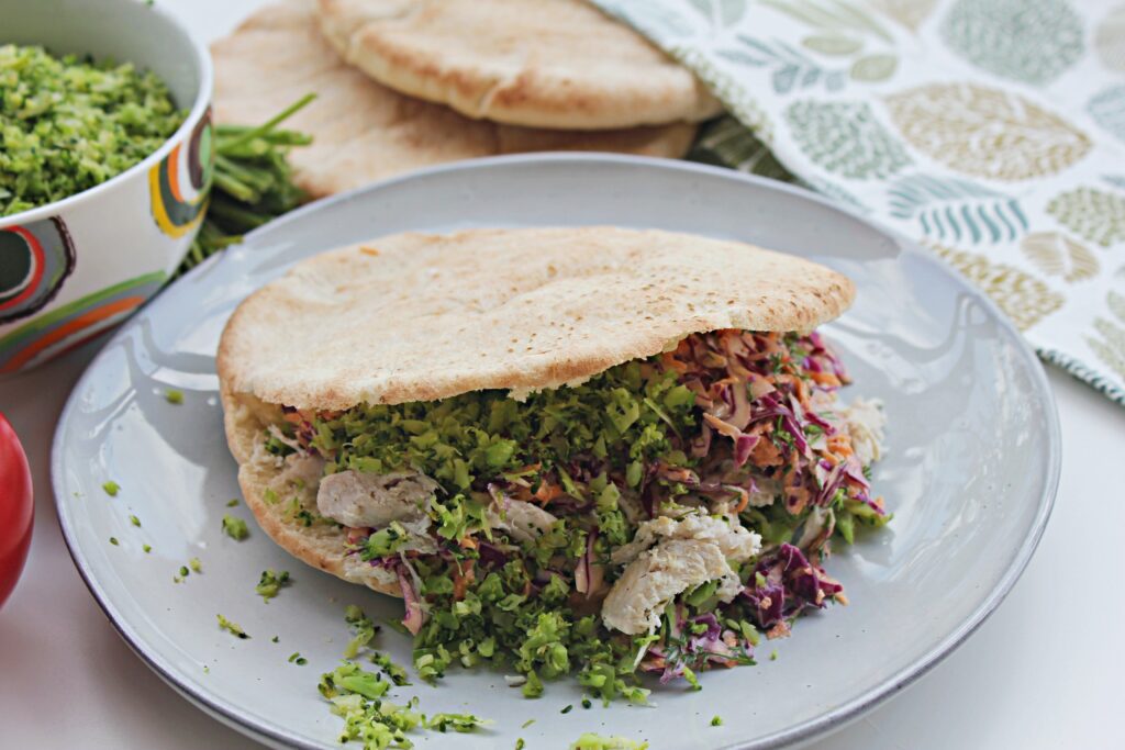 pitta bread with chicken and coleslaw