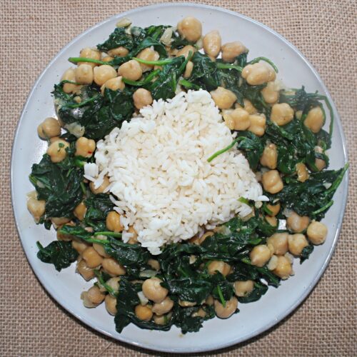 Sautéed Chickpeas with Spinach and Garlic