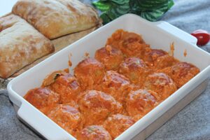 meatballs in creamy tomato sauce