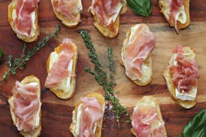 crostini with camembert and jamon