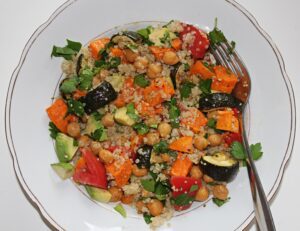 Vegan Quinoa Salad with Roasted Vegetables