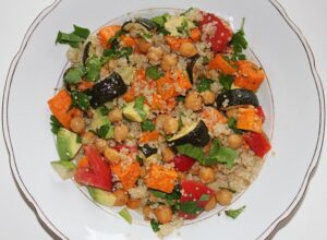 Vegan Quinoa Salad with Roasted Vegetables