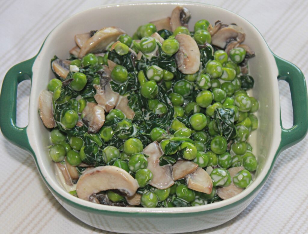 shiitake mushrooms with spinach and peas
