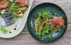 Arugula Salad with Jamón and Caramelized Pears