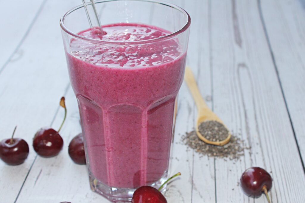 beet and cherry smoothie