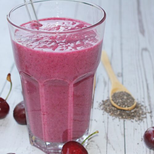 beet and cherry smoothie