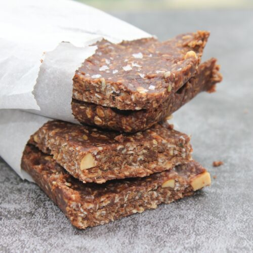 Dark Chocolate Protein Bars (Vegan & No-Bake)