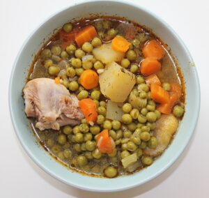chicken stew with peas and potatoes