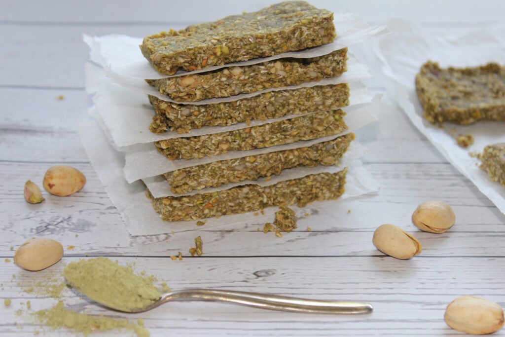 matcha pistachio bars