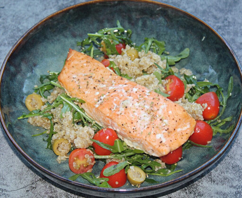 baked salmon with quinoa