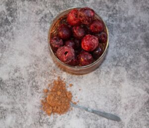 chocolate cherry overnight oats