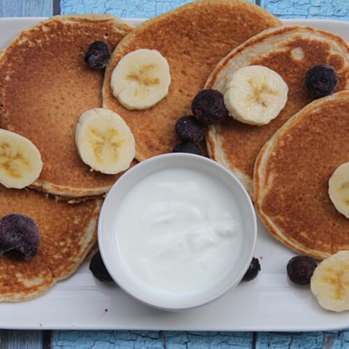 banana oatmeal pancakes